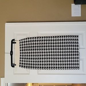 Byegreis Houndstooth pencil skirt